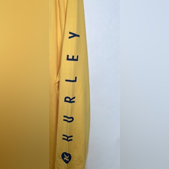 Hurley Tshirt Size Small Color Yellow Long Sleeve Men Size Sm UPF Athletic Top - Picture 5 of 8